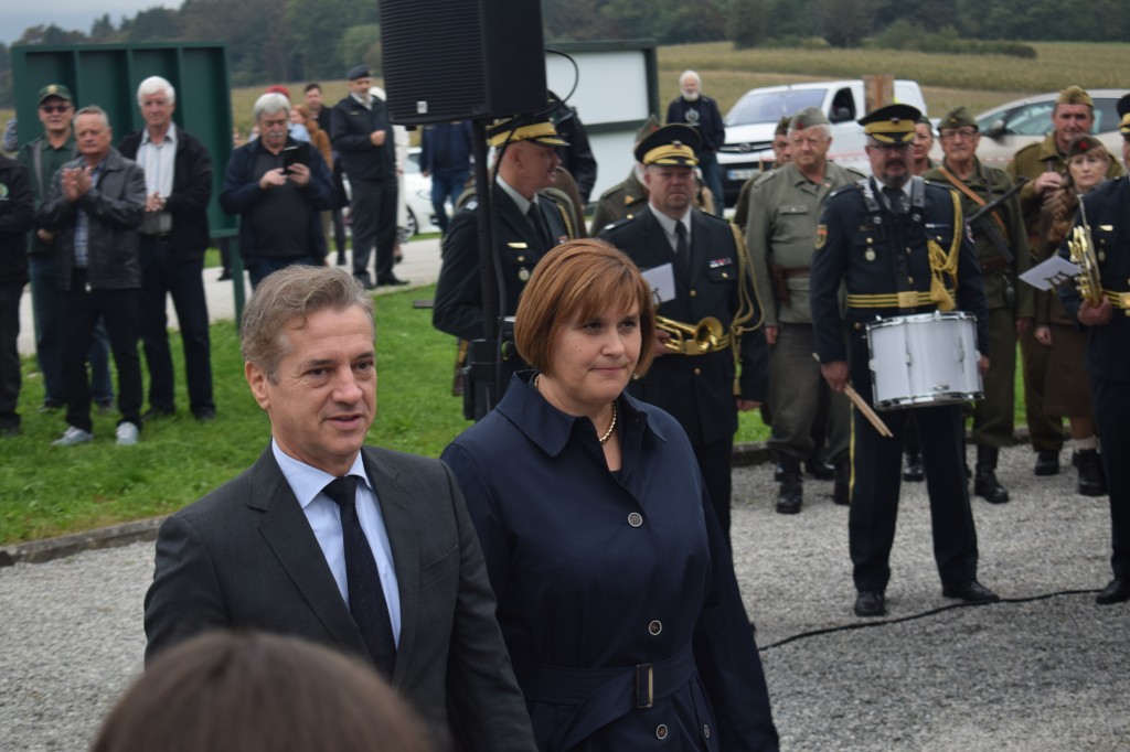 27.09.2025 Na Otoku pri Metliki spominska slovesnost Vranov let – osvoboditev zavezniških vojnih ujetnikov